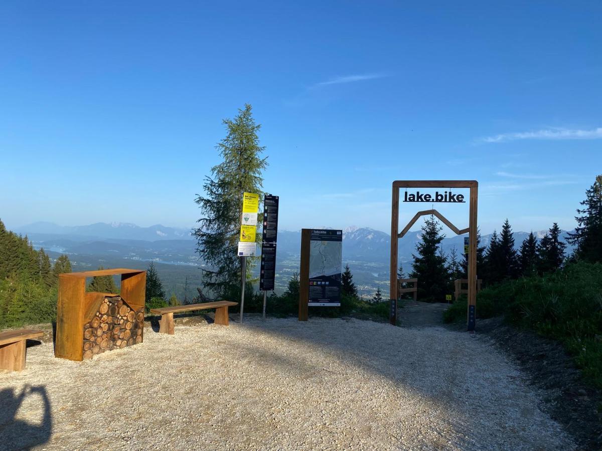 Hundefreundliche Bergwohnung Neben Der Skipiste - Mittelstation Skigebiet Gerlitzen Kanzelhohe Buitenkant foto